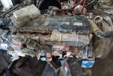 mouteur w boite vites isuzu FVR