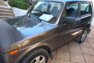 Annonce vente Lada Niva à Tunis
