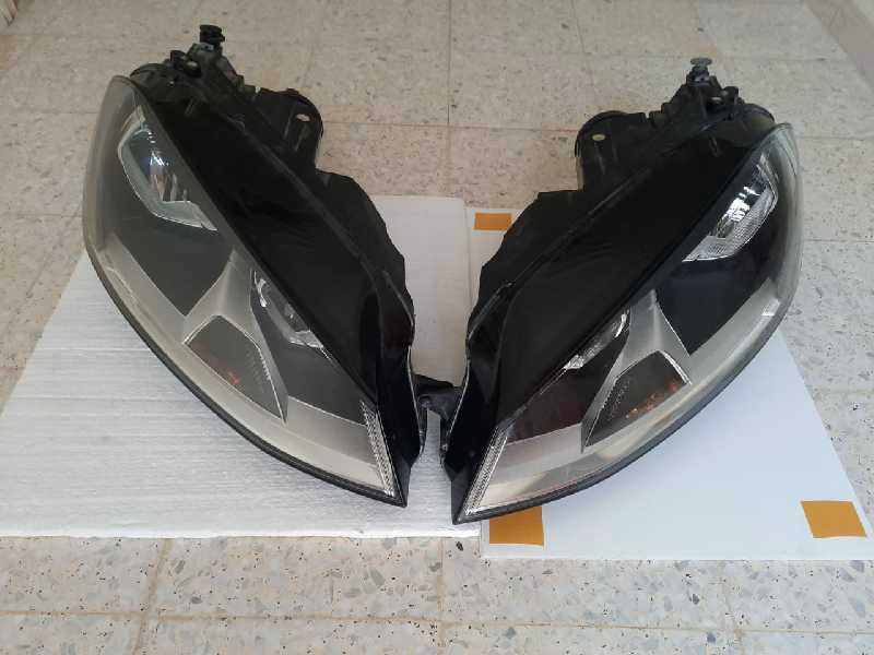 2 phares G/D golf 7