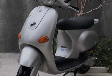 Piaggio scooter vespa LX