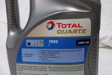 TOTAL Huile moteur 5Litres QUARTZ 7000 10W40
