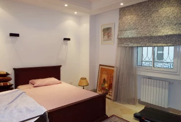 Villa vide à El Manar I