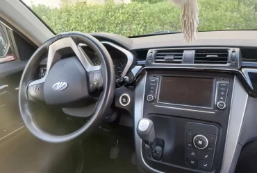 A vendre mini Suv Mahindra Kuv 100 K8